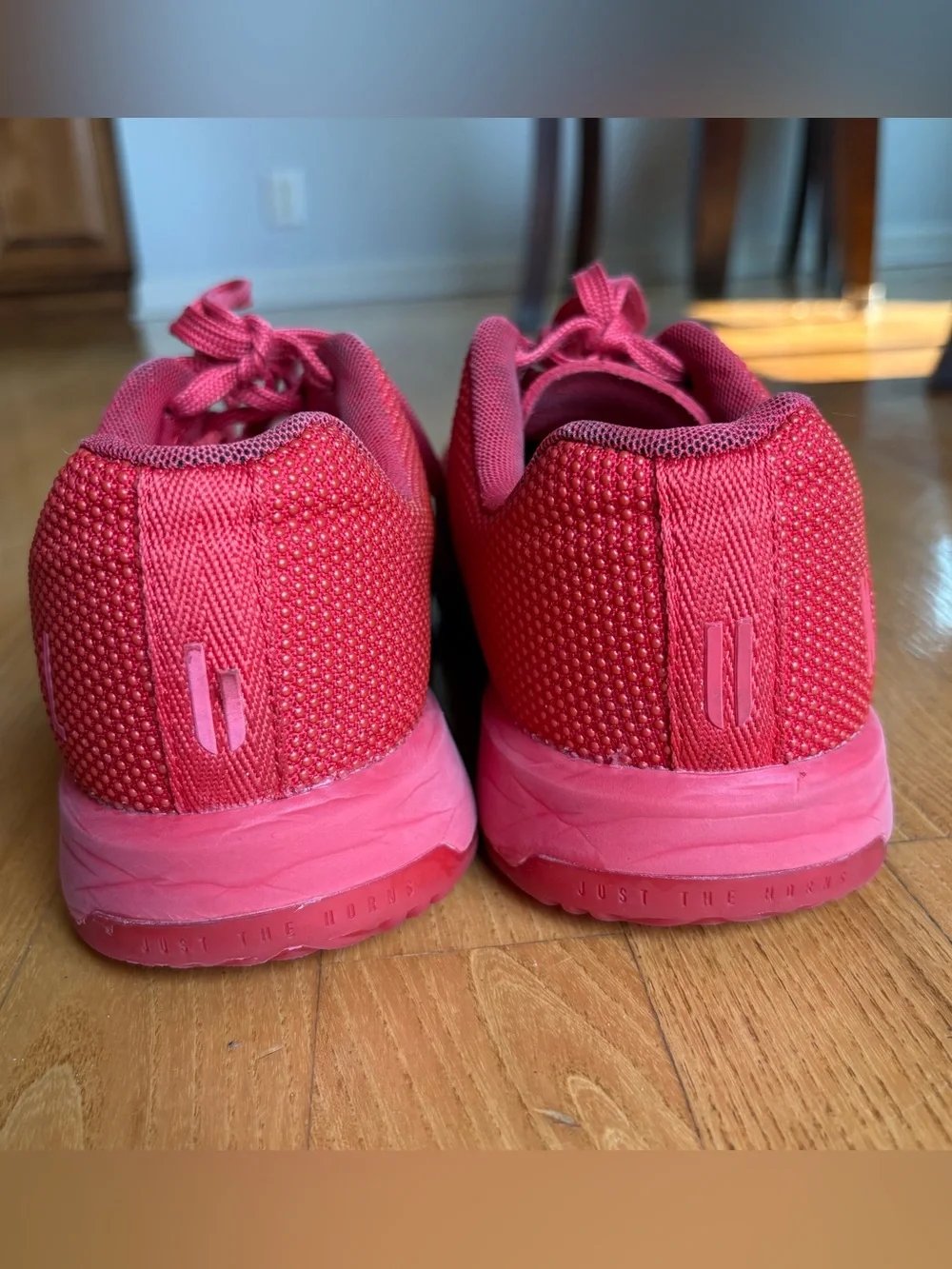 NOBULL Outwork cross-training shoes Super fabric Red Women’s Size 9 Sneakers